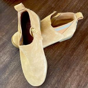 Tom’s Girls Y2 Suede Booties
